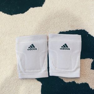 Adidas PrimeKnit knee pads